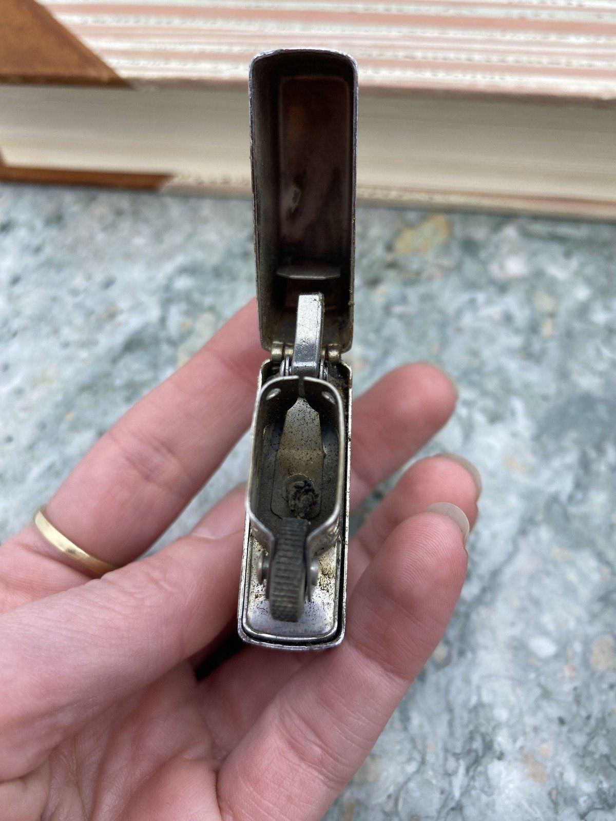 Vintage Zippo Style Elvis Presley Commemorative Lighter 8
