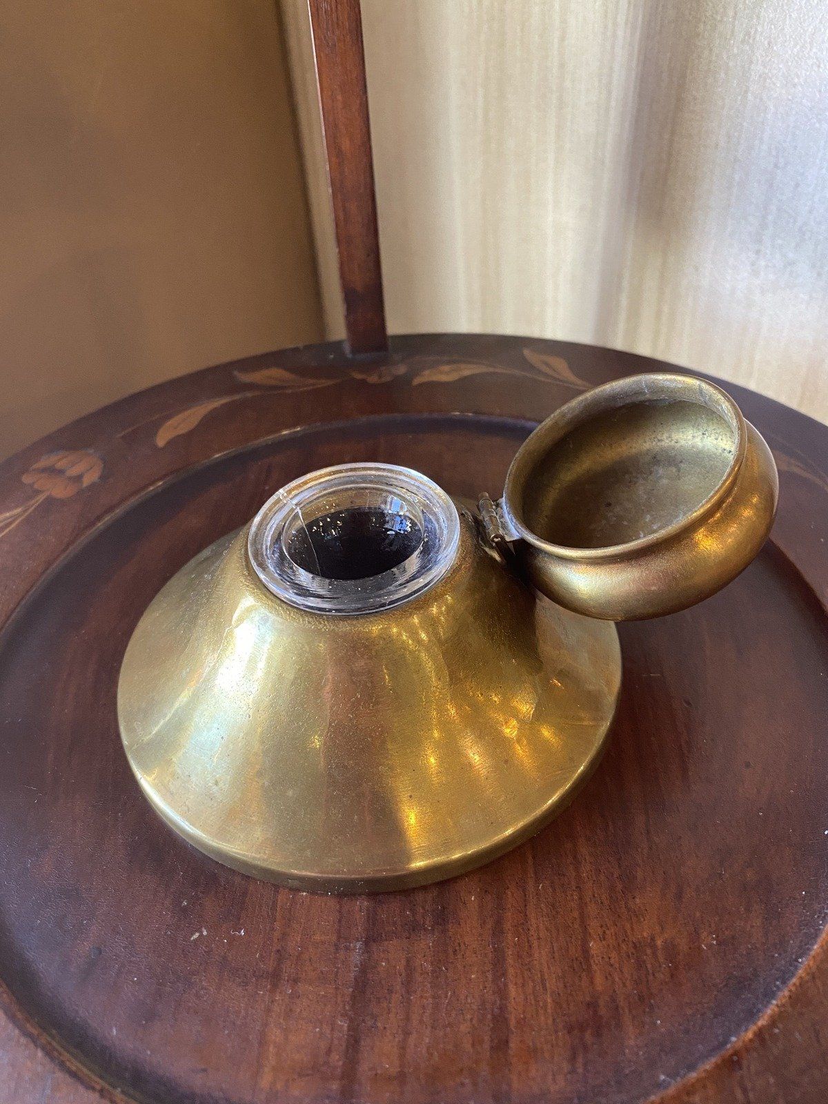 Round Antique Brass Squat Inkwell + Glass Insert 3