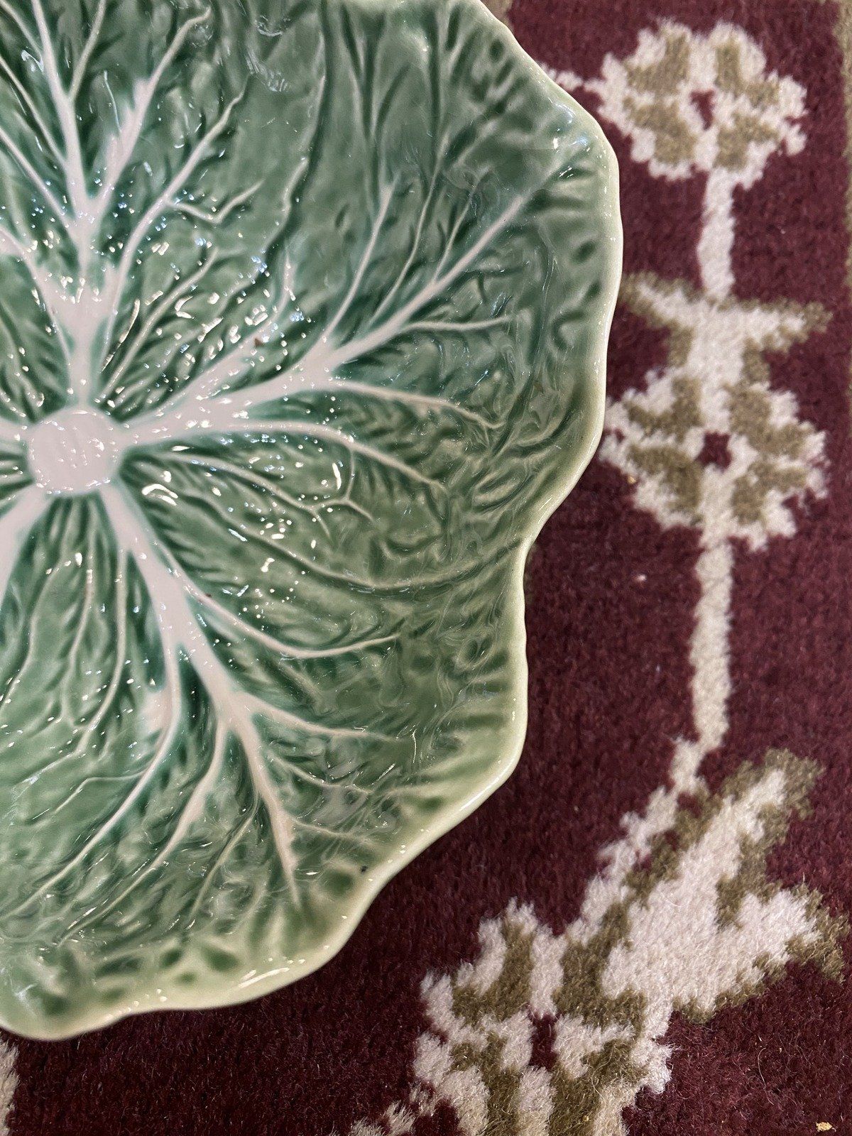 Bordallo Pinheiro Portugal Majolica Small Cabbage Leaf Bowl 6.5 3