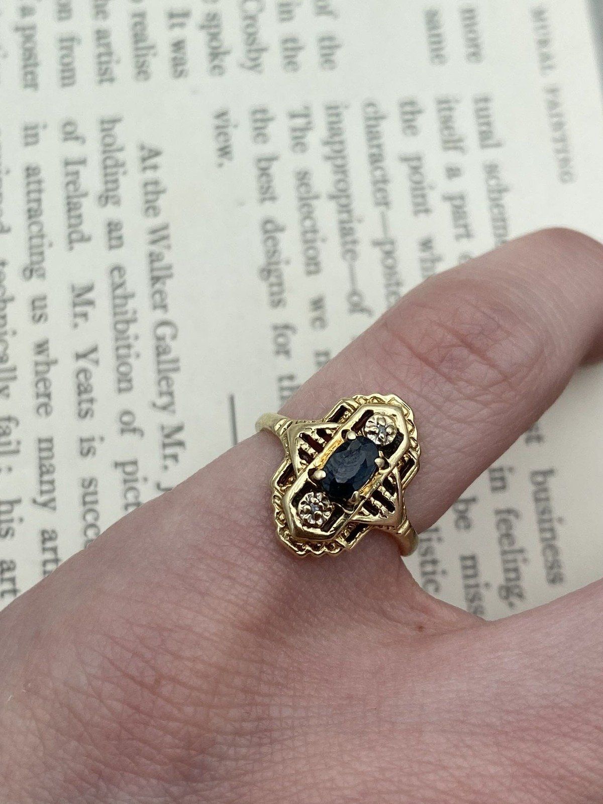 Precious Antique 14k Gold Oval Blue Sapphire Reticulated Navette Pinky Ring 6