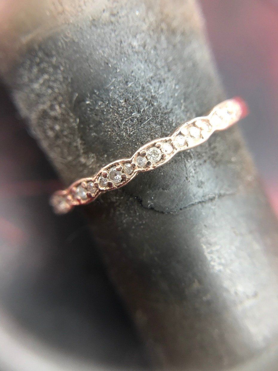 14k Rose Gold Scalloped Diamond Ring Band 2