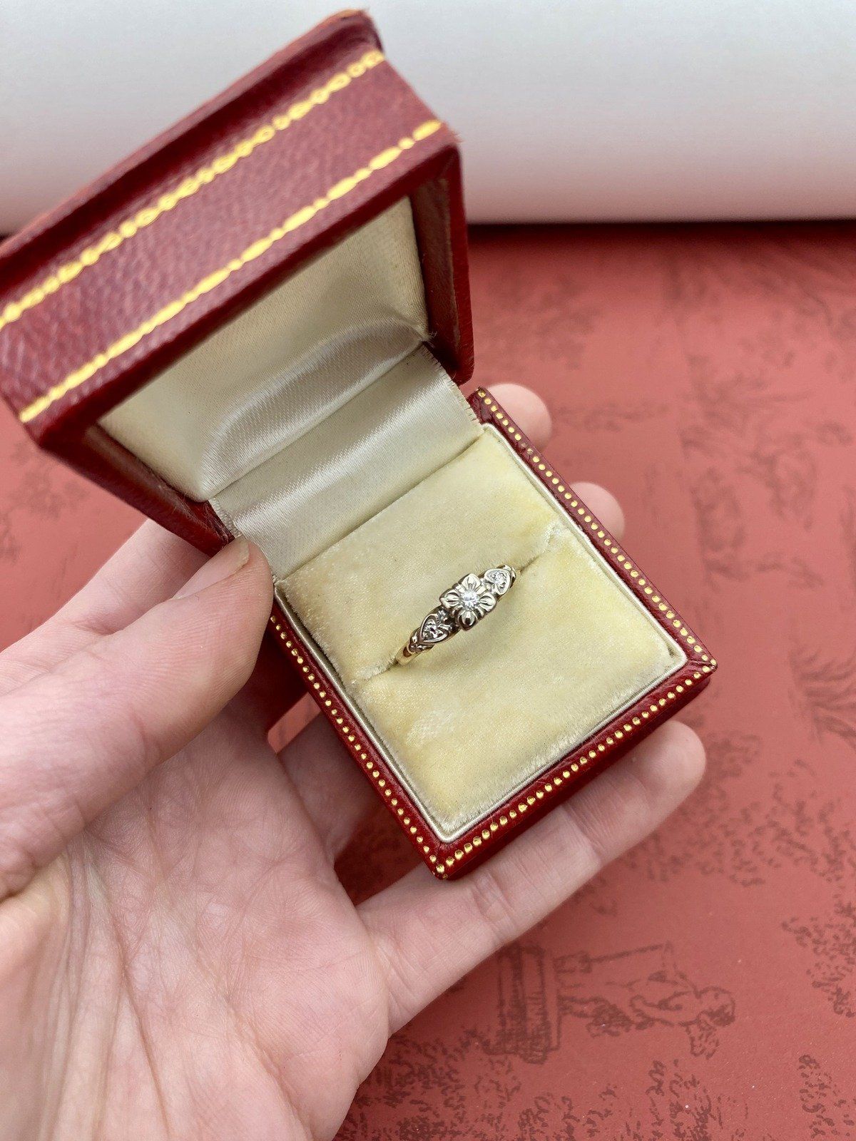 Vintage c.1930s/40s 14k Dual Gold Diamond Engagement Ring w Heart Shoulder Detail #2218 3