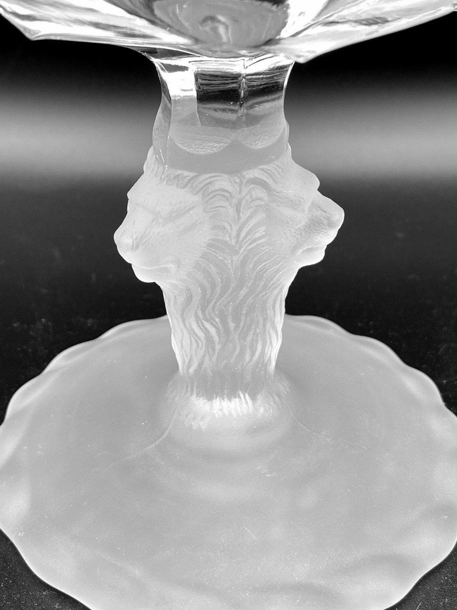19th Century Gillinder & Son Lion Pattern Glass Lion's Head Base Celery Holder 2