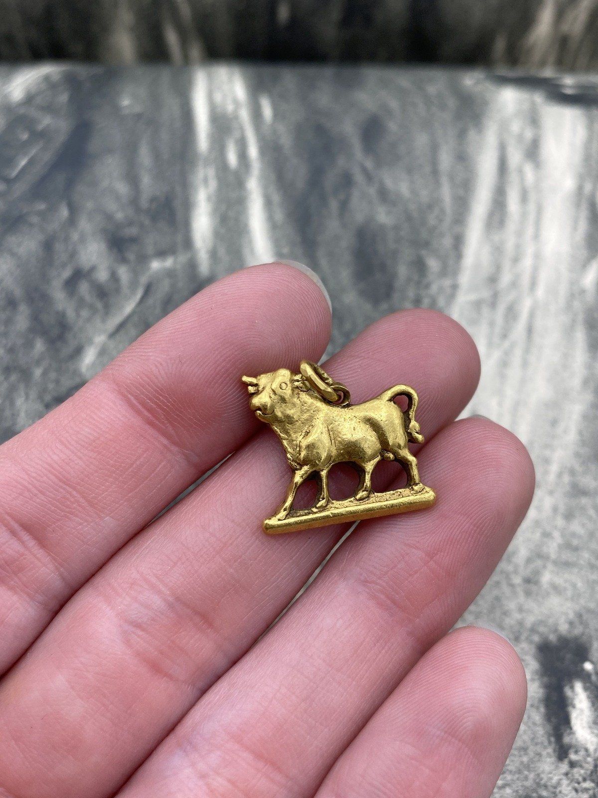 22k Gold Antique Heavy Horned Bull Pendant w Hieroglyphic Posterior 3