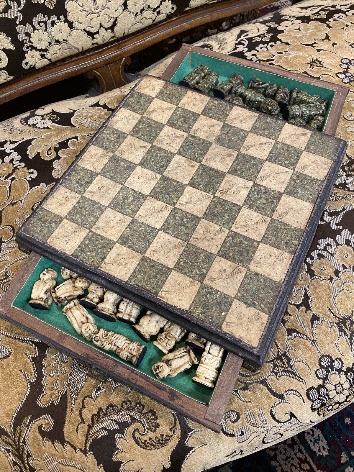 Vintage c.1960s/70s Wooden Gem Composite Mayan/Aztec Figural Chess Board Set 2