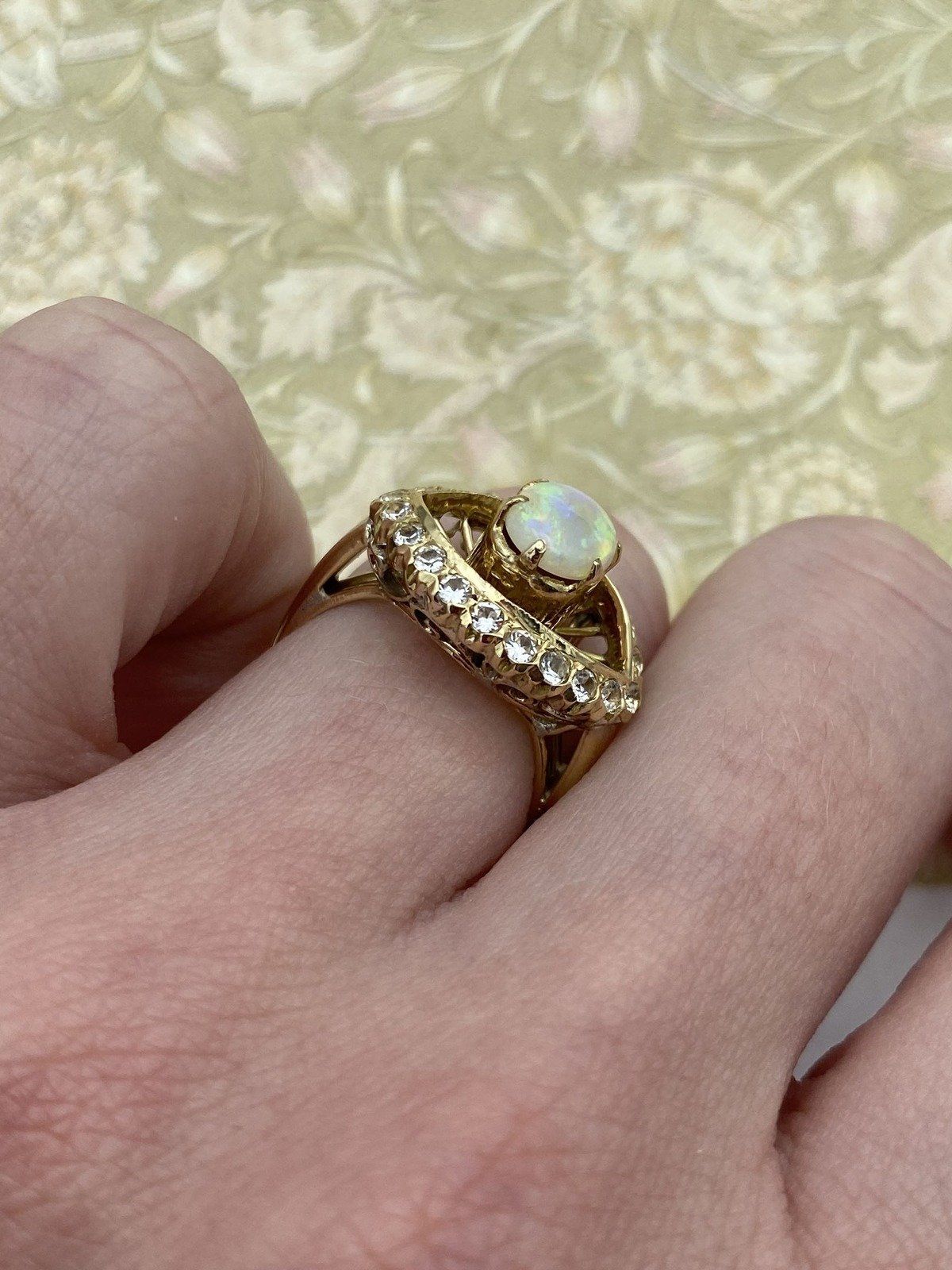 Antique 14k Gold Opal + Old Mine Diamond Almond Eye Ring 5