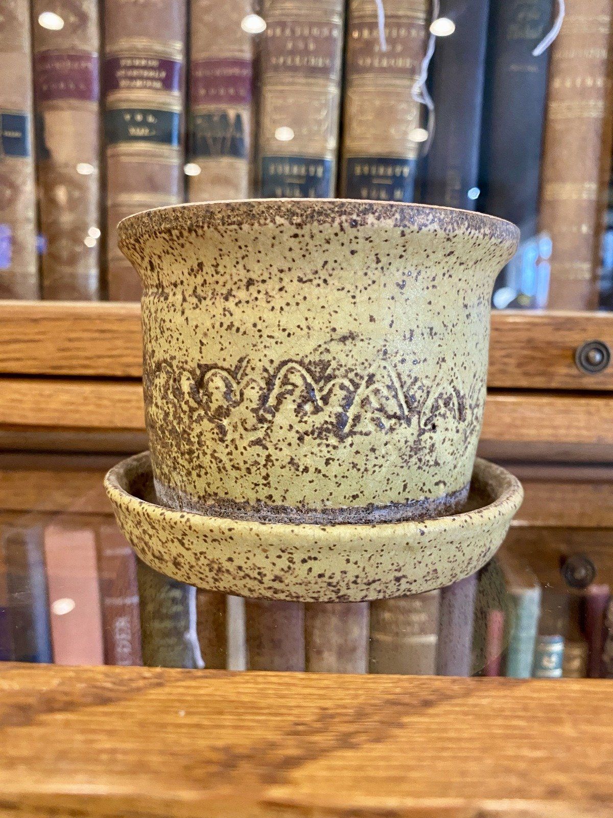 Vintage Robert Pickenpaugh Signed Madison, MS Pottery 3.25 Planter w Water Catch Rim 7