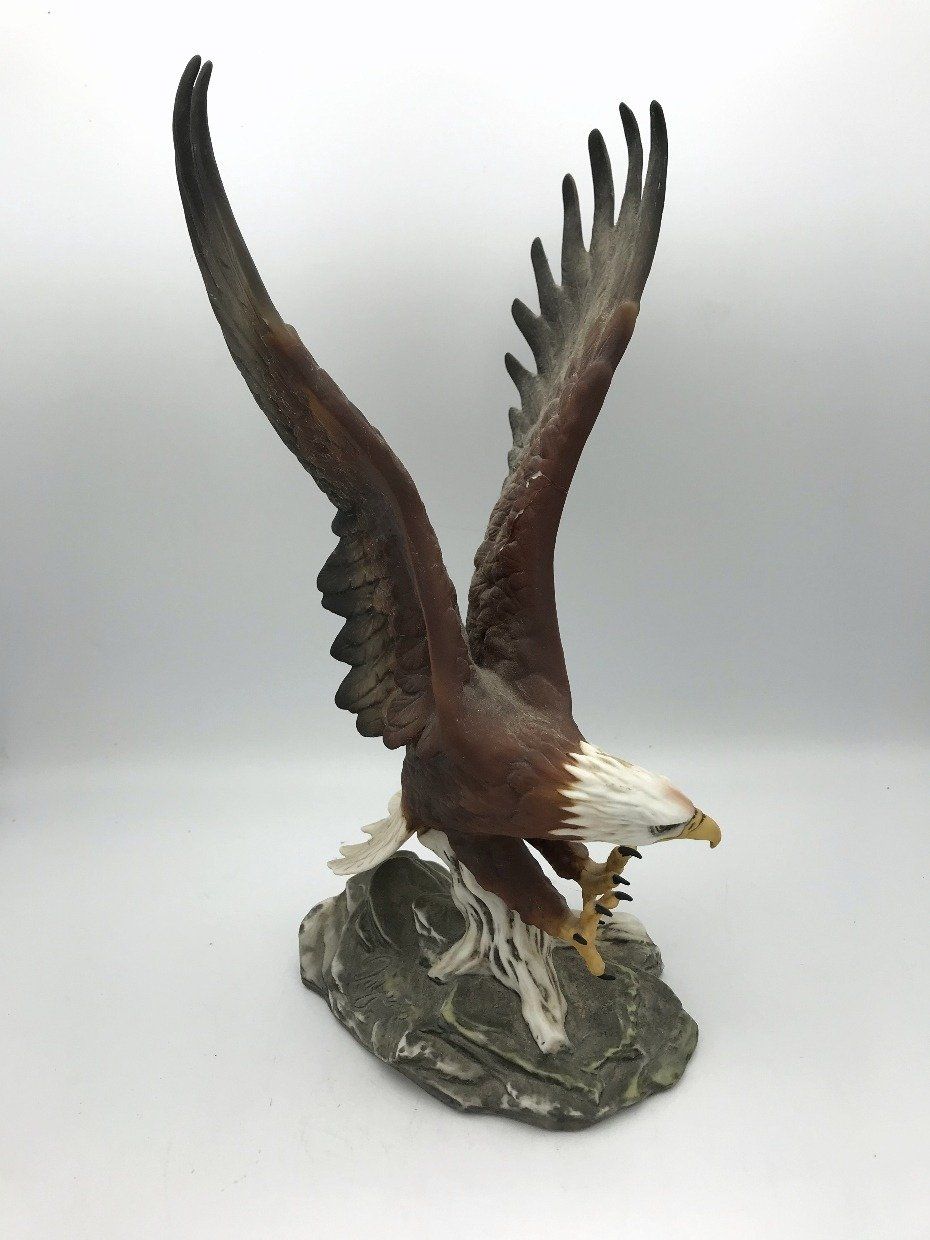 Homco Masterpiece Porcelain Bald Eagle Figurine 3