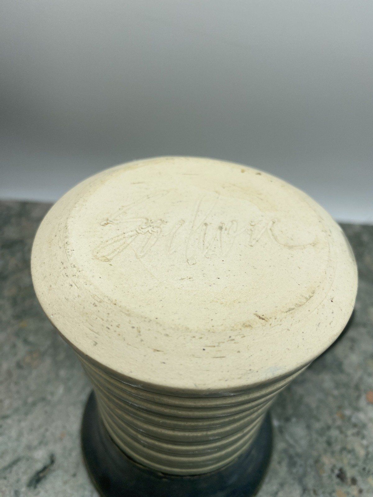 MS Artist Signed Craft Center Artist Guild Pottery Mug Vase 2