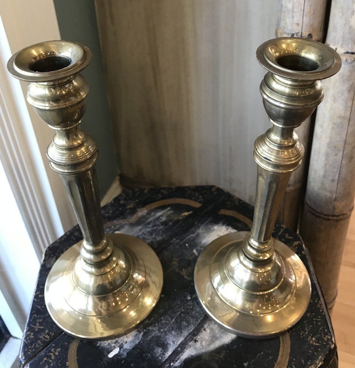 Brass Candle Holders w Round Base 2