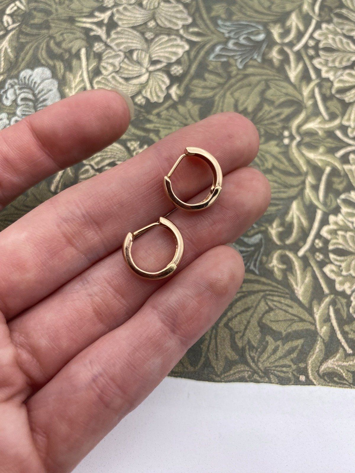14k Rose Gold Modern Wide Sleeper Hoop Earrings 4