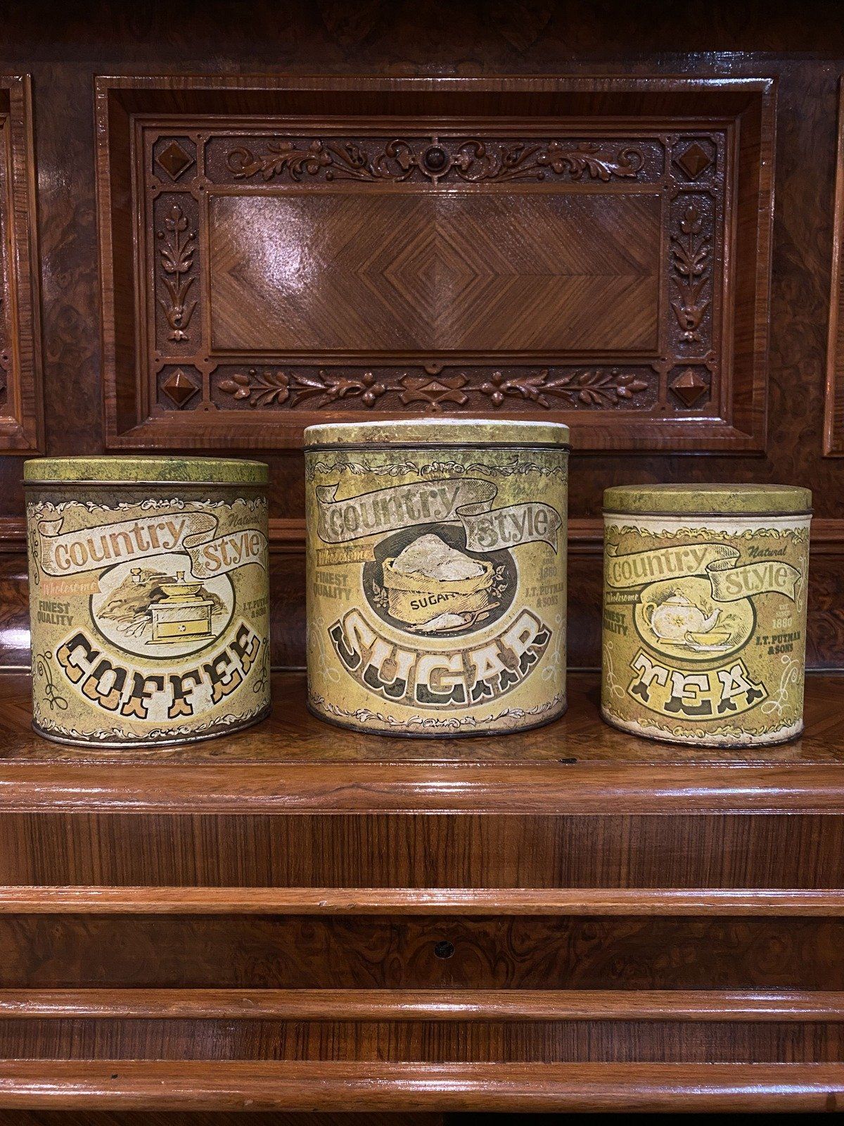 Vintage Nesting Kitchen Tins w Great Patina