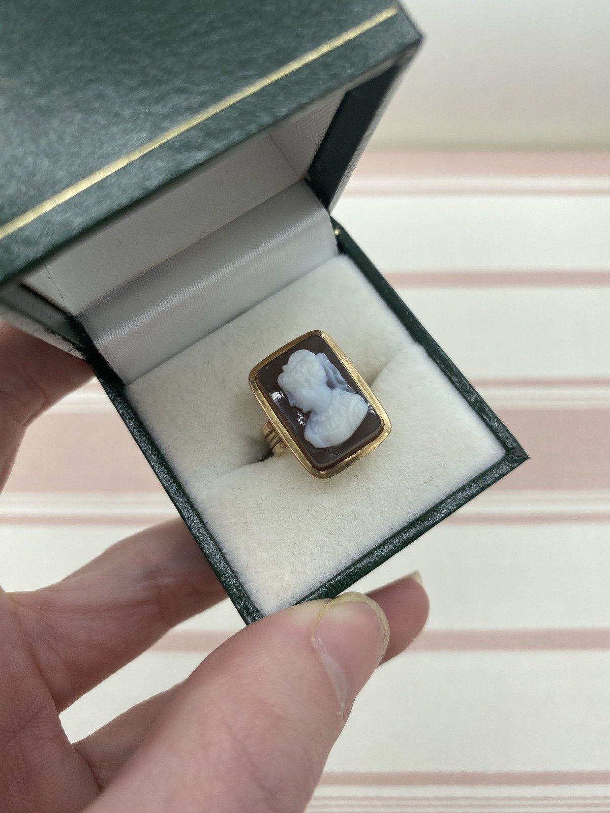 Antique 14k Rose Gold Rectangular Left Facing Sardonyx Cameo Ring 2
