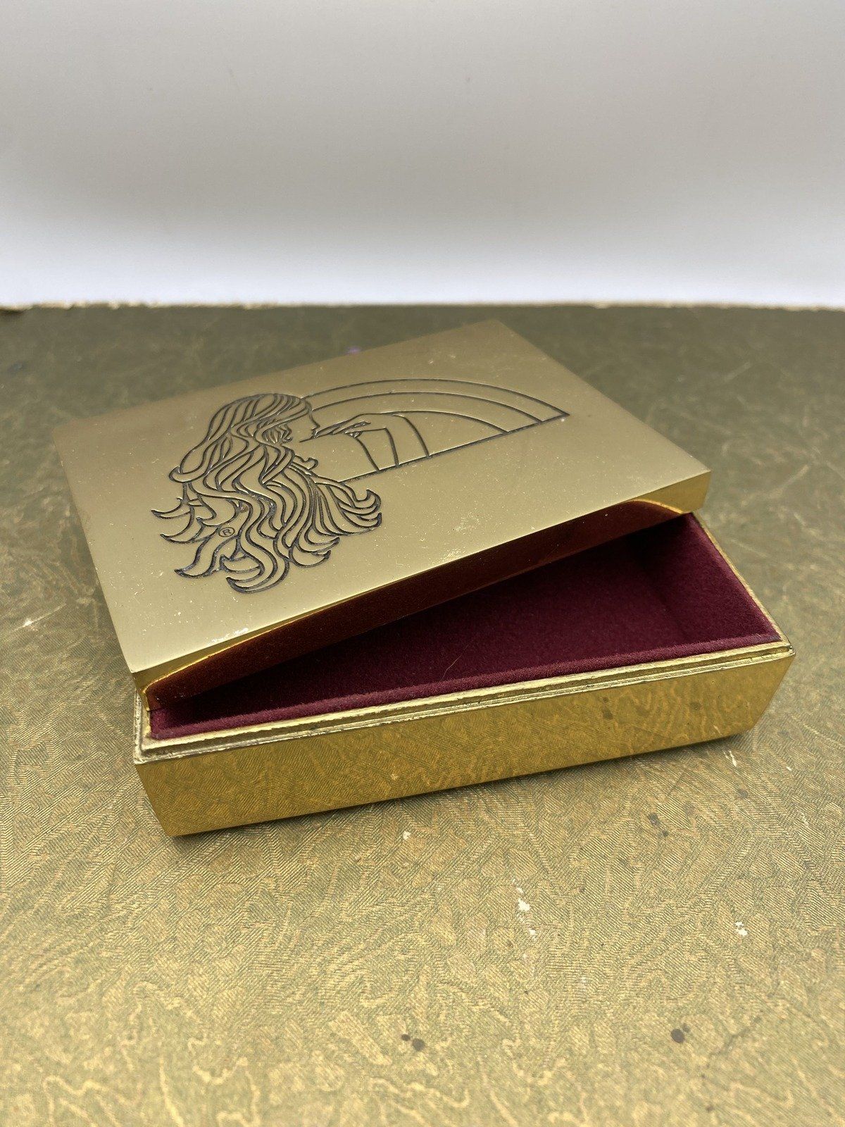 Quality Brass Velveteen Lined Jewelry Box w Lady Motif 516 2