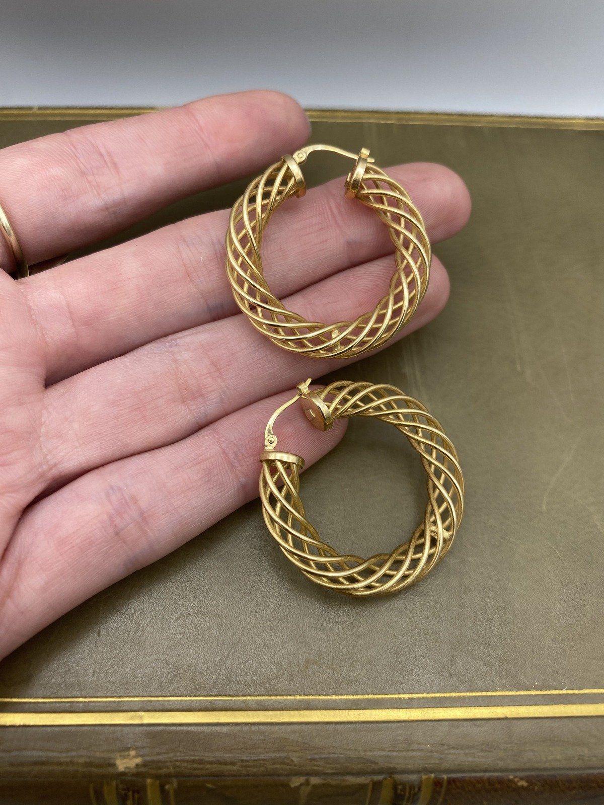 14k Gold Vintage c.1980s/90s Helix Twist Large Hoop Earrings #2865 6