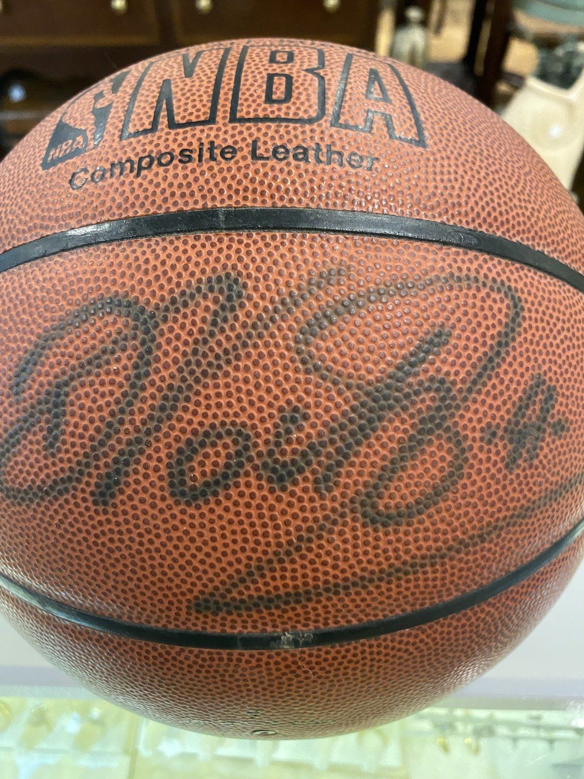 Dirk Nowitzki Signed basketball 2
