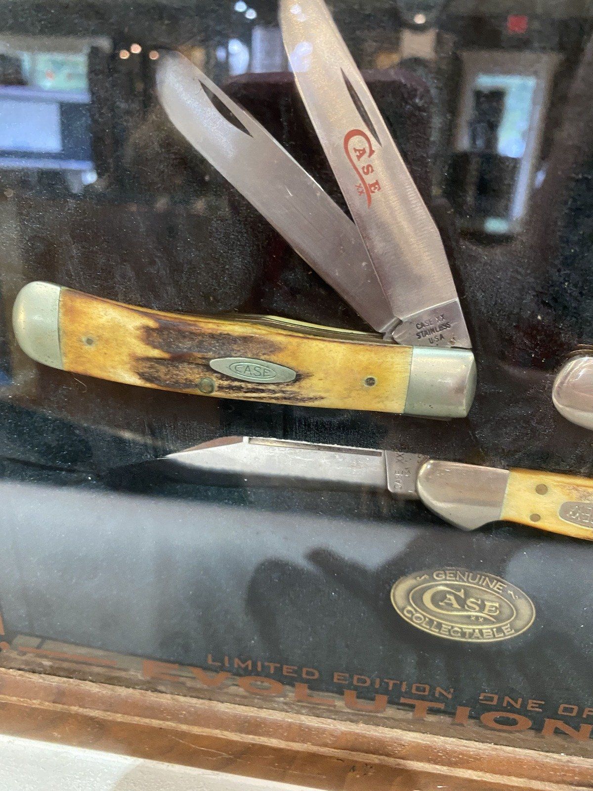 Vintage CASE XX 3 Knife Collector's Evolution Set + Display