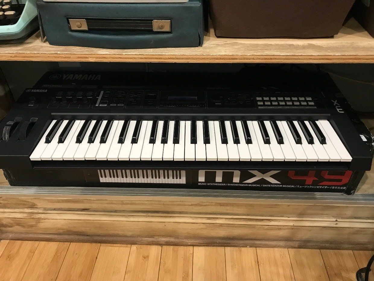 Yamaha MX 49 Electric Keyboard