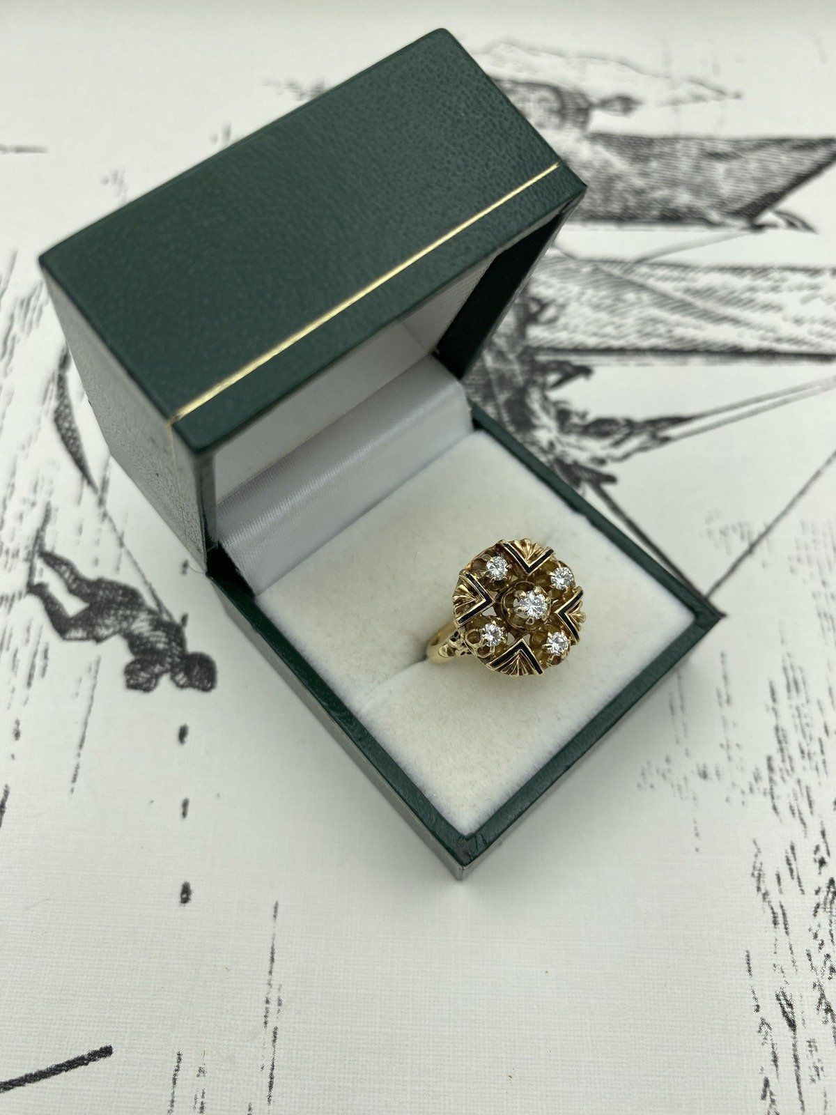 Antique Victorian c.1900s 14k Gold + Black Enamel .75ctw Quintette Diamond Ring 2