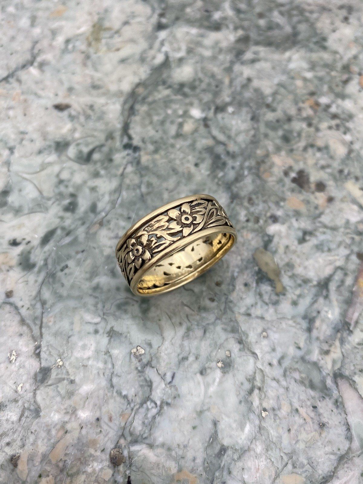 Men's Antique Reticulated Hand Carved 10k Gold Daffodil Motif Ring Band #2774 4