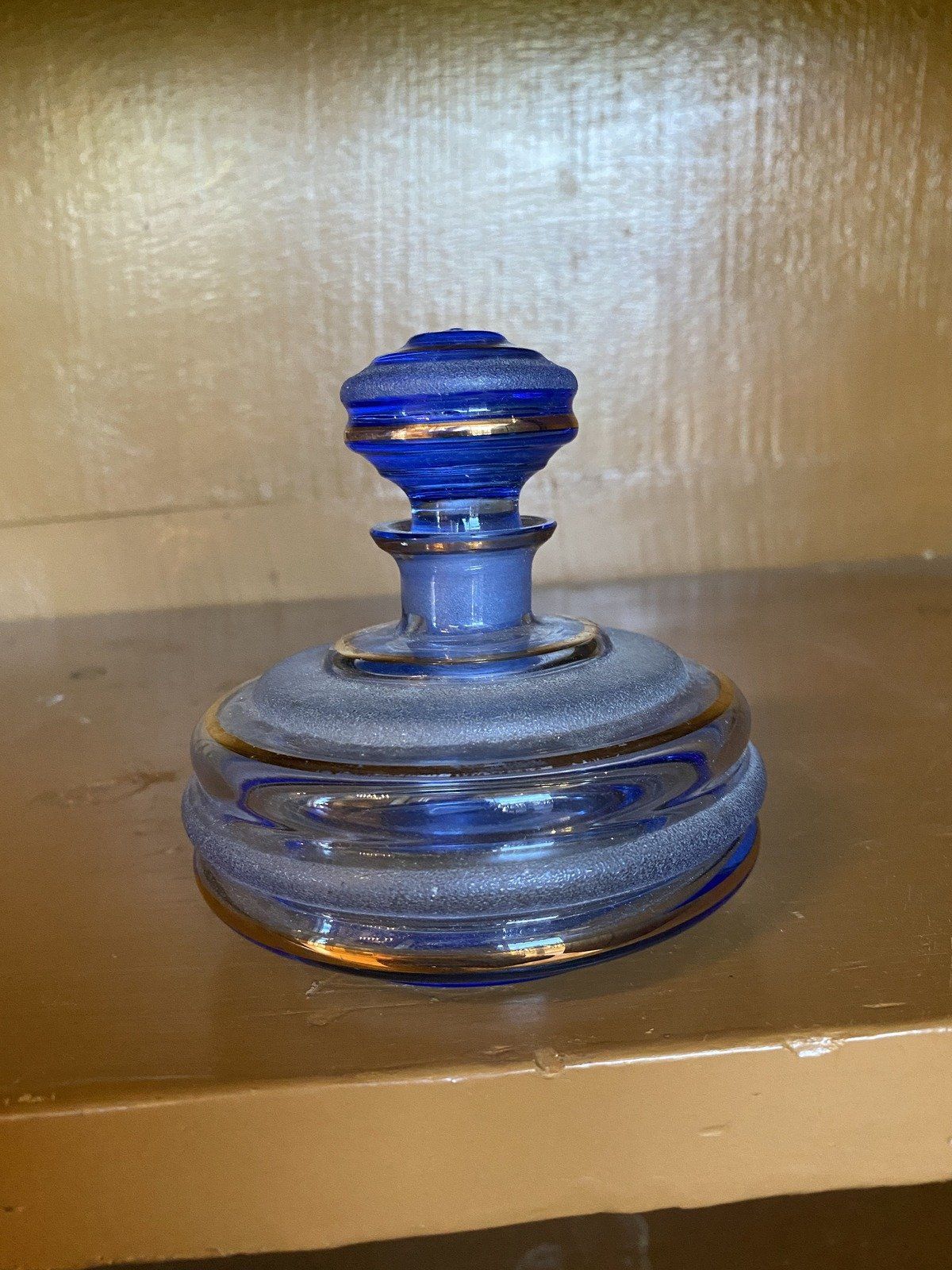 c.1950s Czech Blue Glass Perfume Bottle w Gold Circular Motif 3