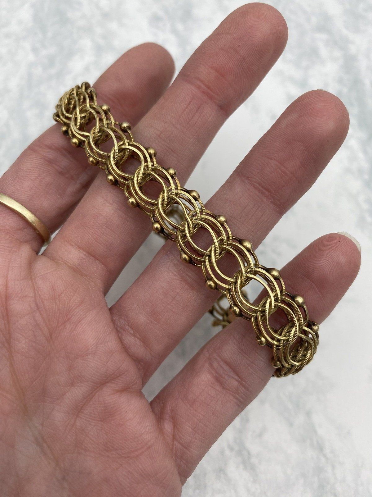 Vintage Solid 14k Gold Interlocking Loop + Grommet Statement/Starter Charm Bracelet 8L 6
