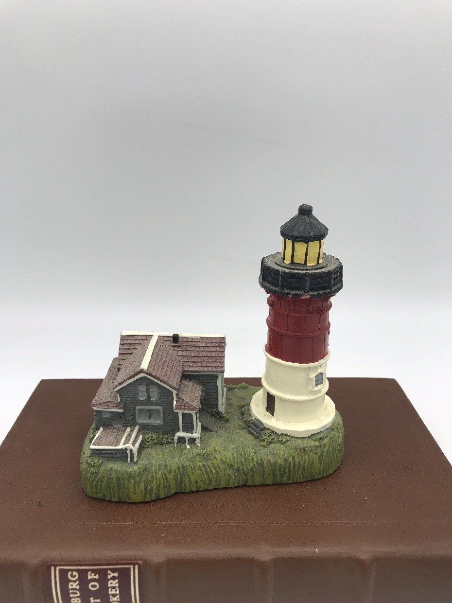 Decorative Lighthouse Figurines 6