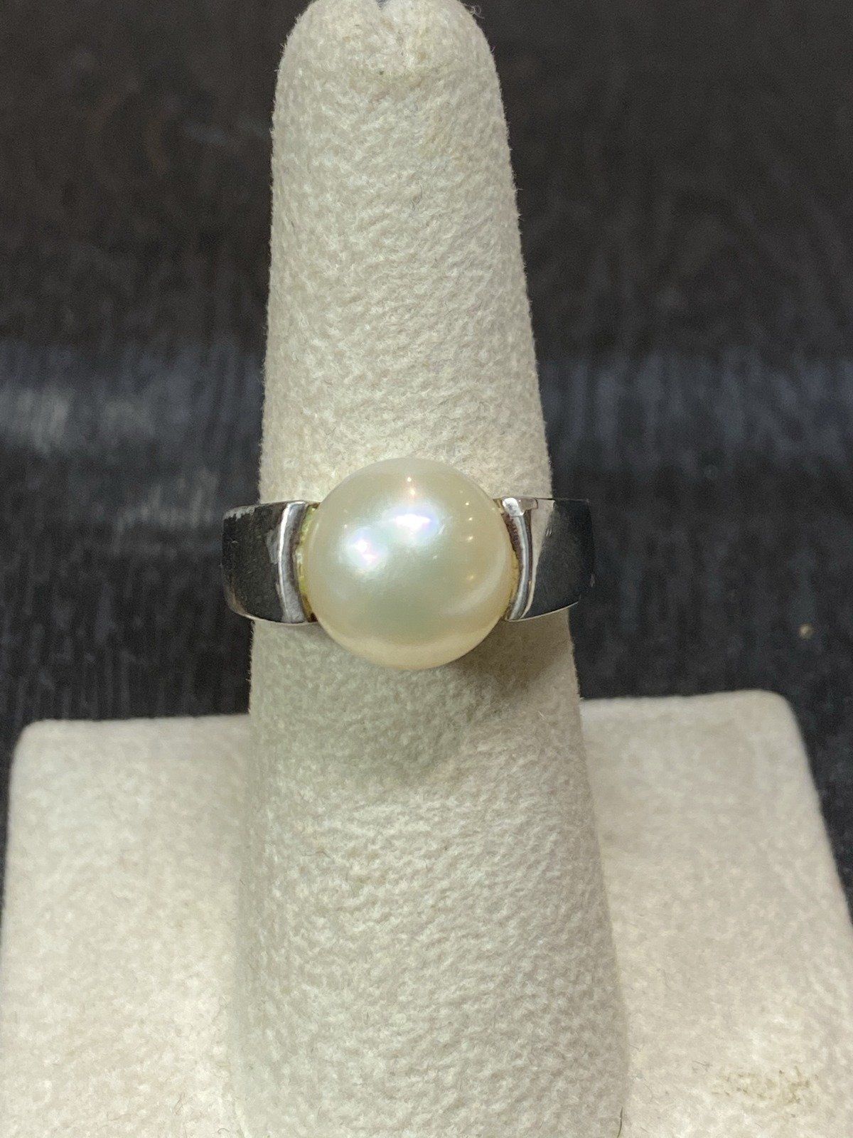 Sterling Ring with Pearl Size 6