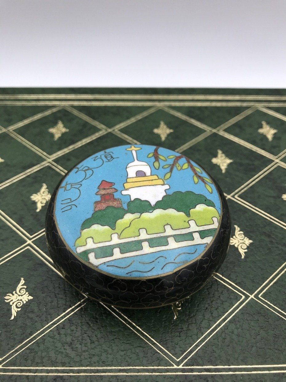 Round Dynasty Scene Cloisonne Painted Brass Trinket Box 3