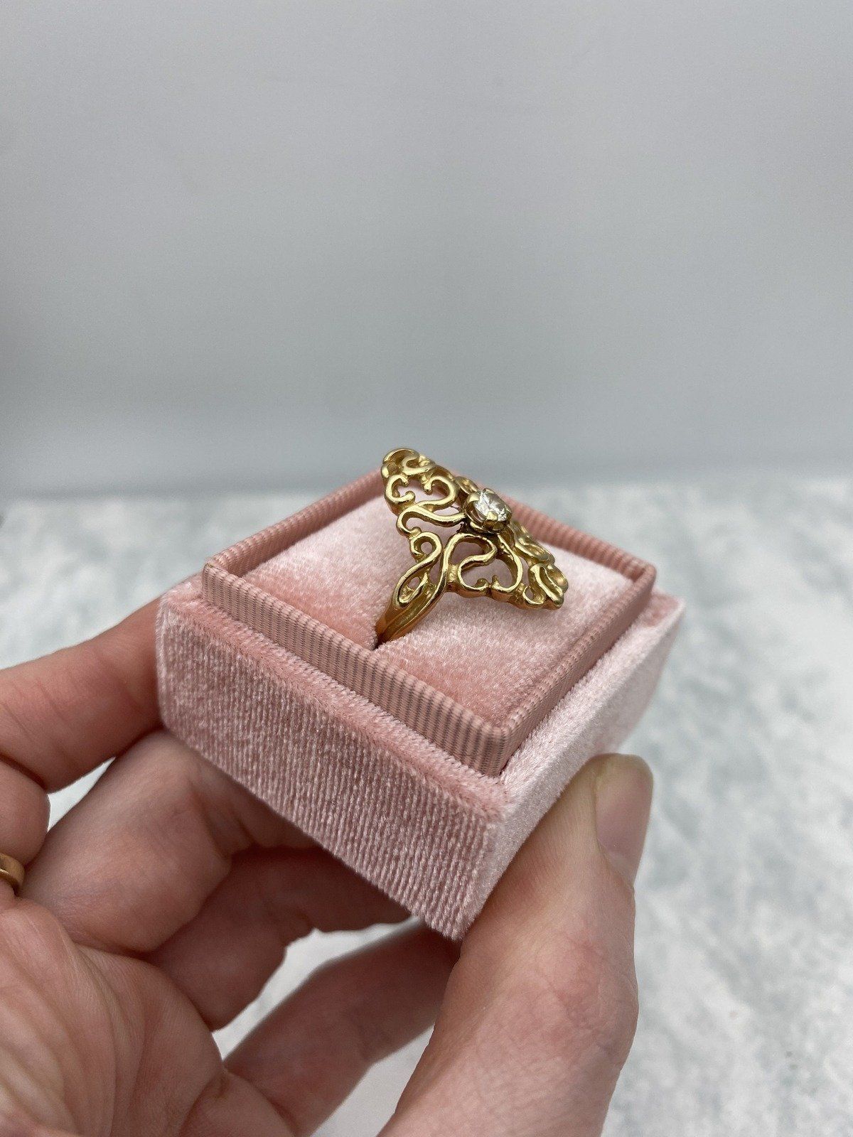 Vintage 14k Swirly Gold Lace .40ct Diamond Navette Statement Ring 6