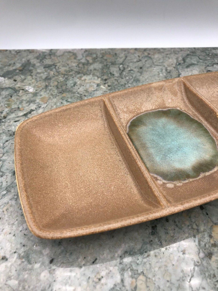 Signed Satterfield Taupe 3pt Divided Pottery Dish 3