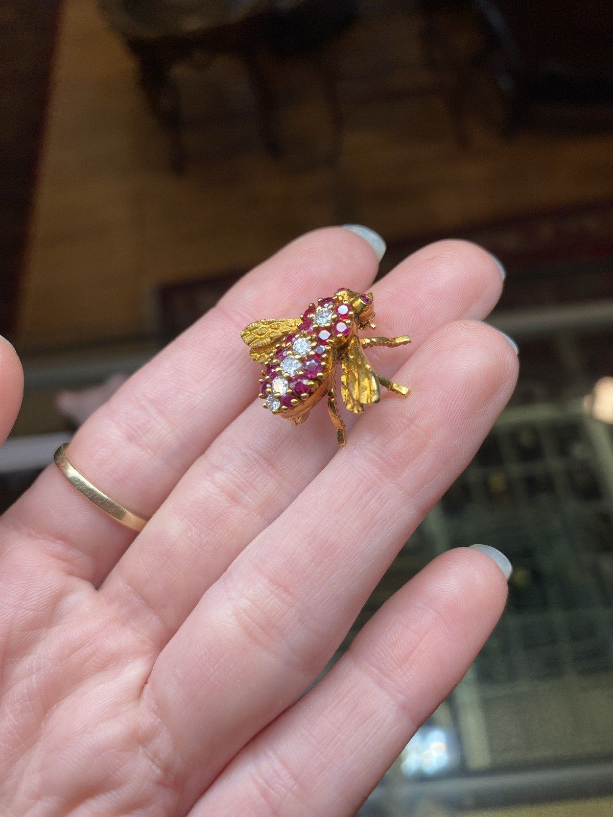 Vintage c.1950s/60s 18k Gold Collectible Designer Herbert Rosenthal Ruby + Diamond Honey Bee Pin #3421 13