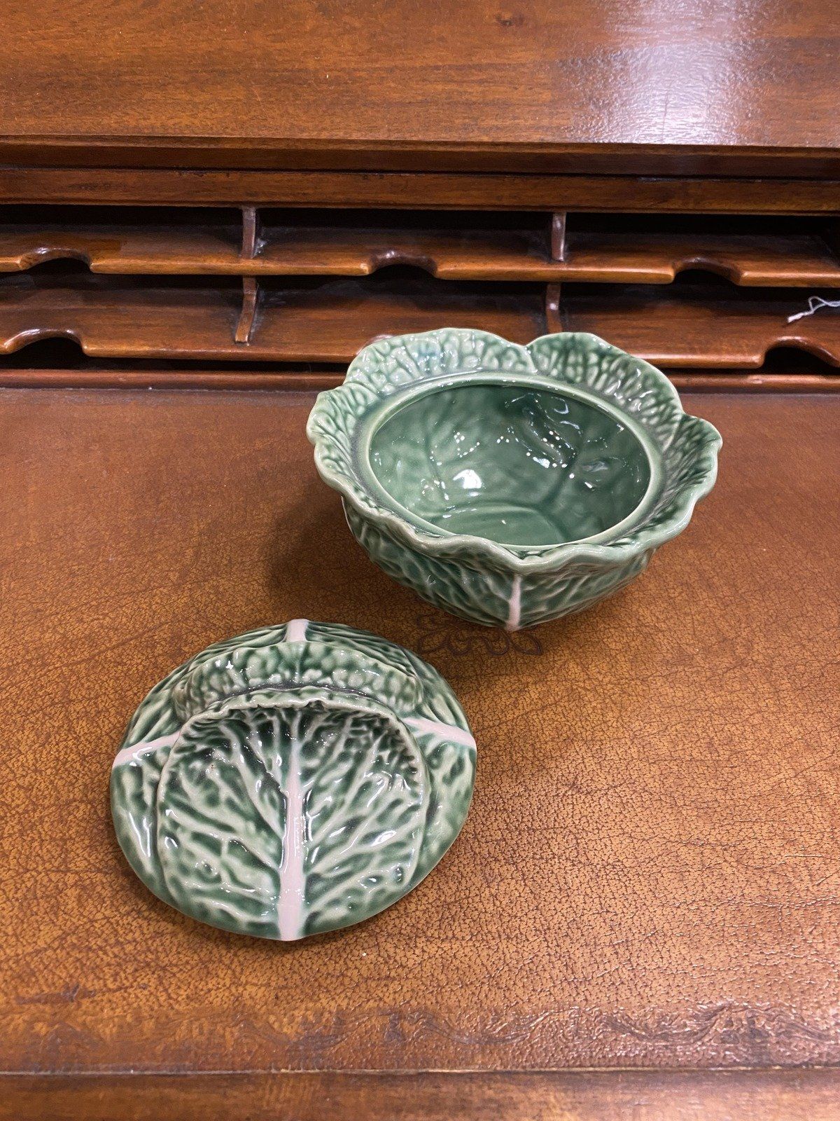 Bordallo Pinheiro Portugal Majolica Mini Lidded Cabbage Serving Bowl 6 10