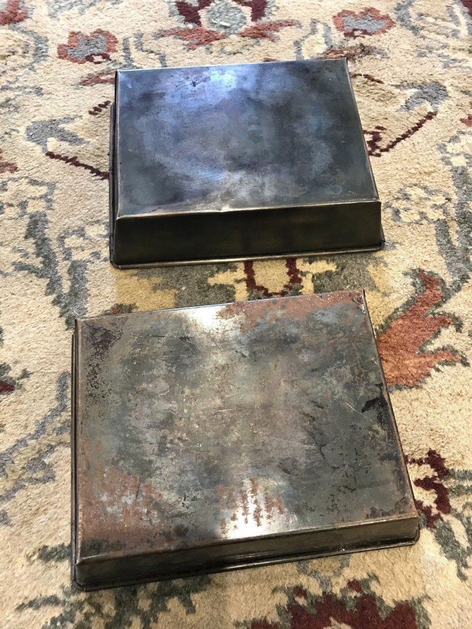 Rustic Pair of Rectangular Tin Trays 3