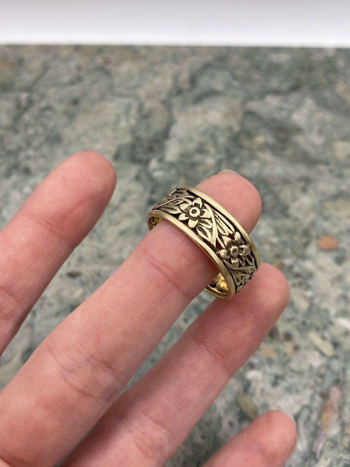 Men's Antique Reticulated Hand Carved 10k Gold Daffodil Motif Ring Band #2774 8