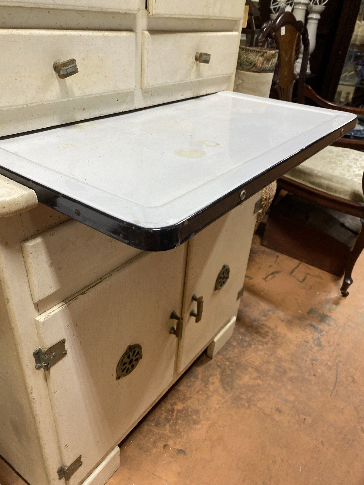 Vintage c.1930s/40s Hoosier Kitchen Cabinet #589 4