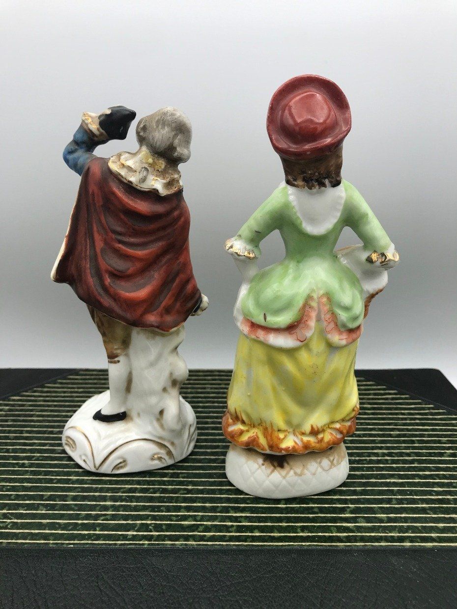 Occupied Japan Porcelain Colonial Hat's Off Gentleman Figurine 2
