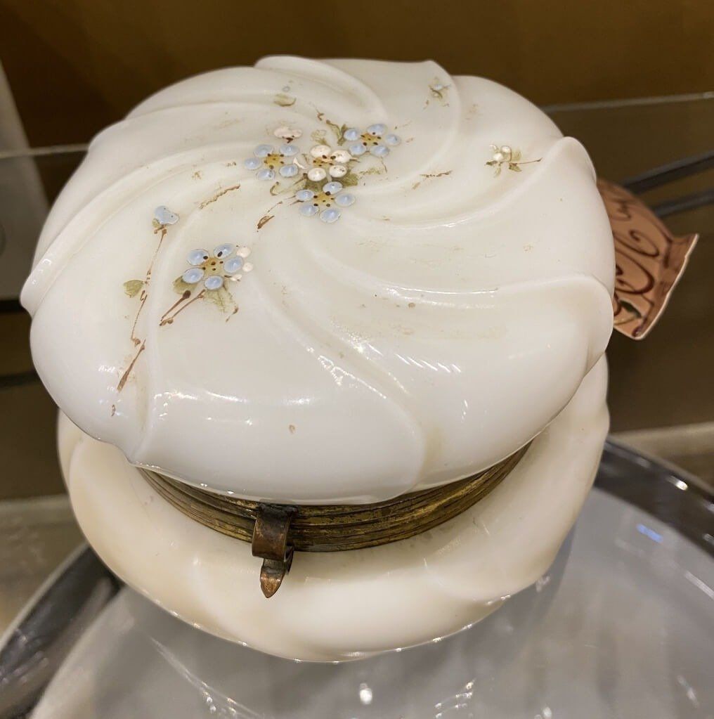 Wavecrest Powder Dish