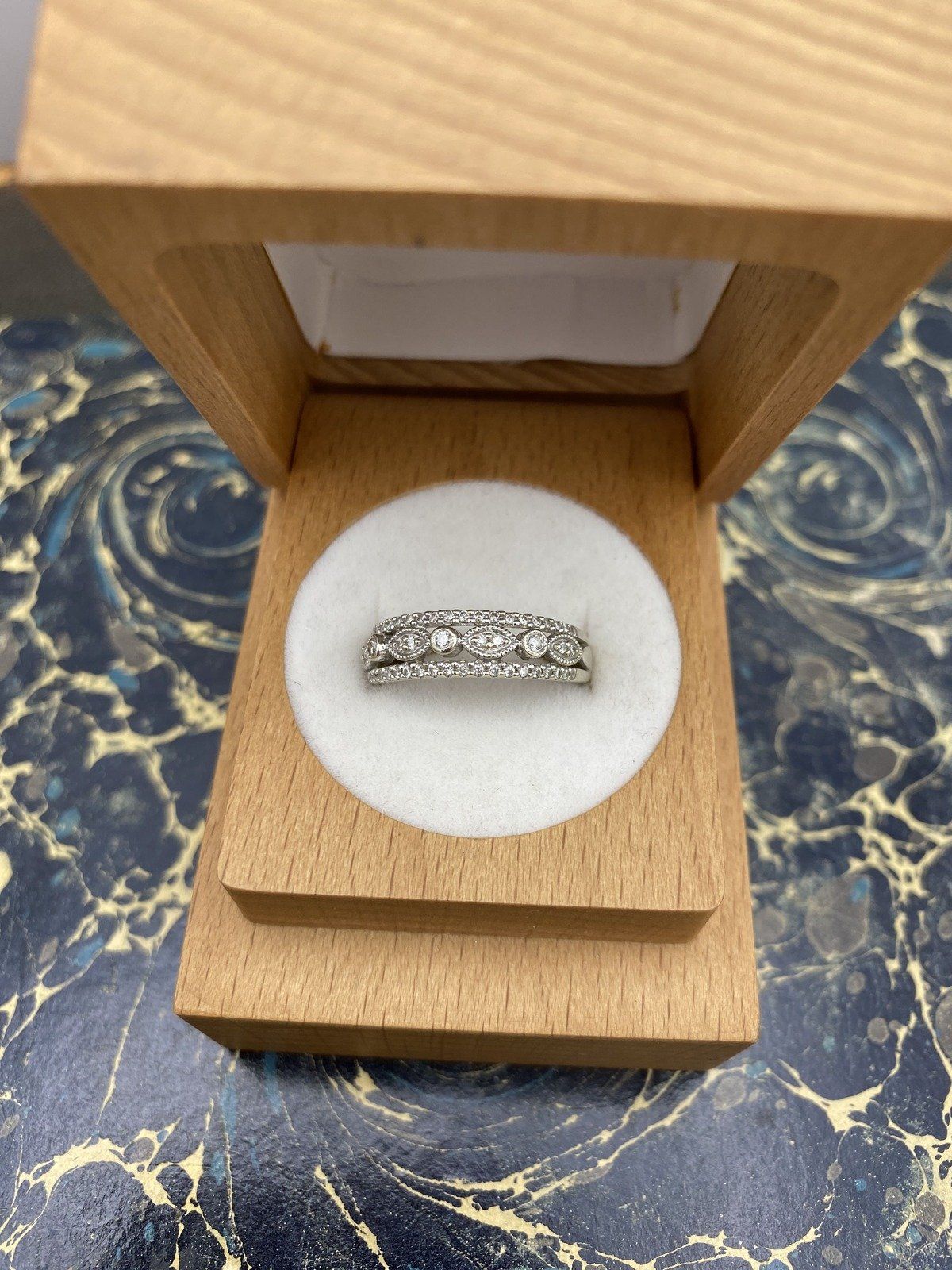 10k White Gold Pave + Bezel Set Diamond Textured Ring Band 3
