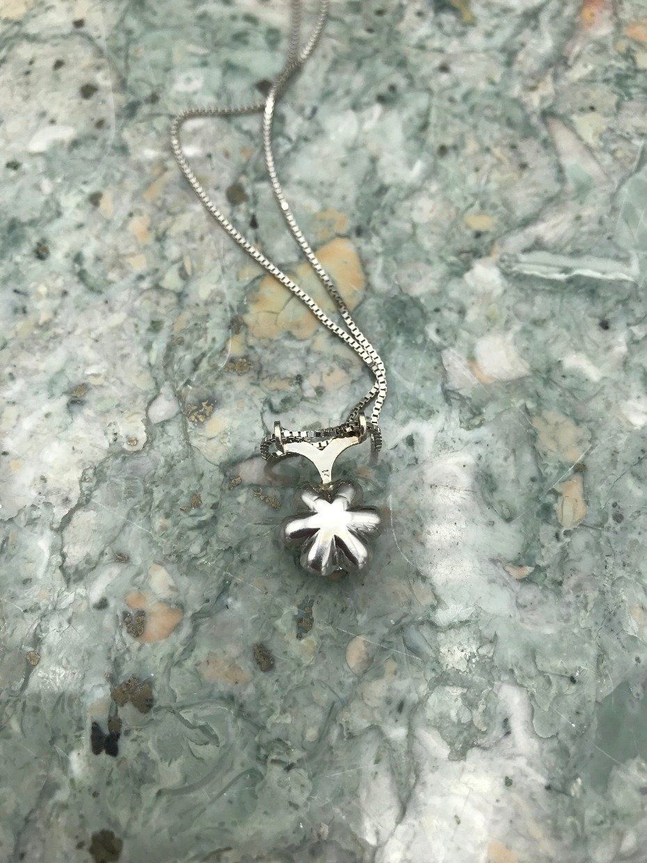 Exquisite Antique 14k White Gold 1.5ct Buttercup Set Diamond Necklace 5