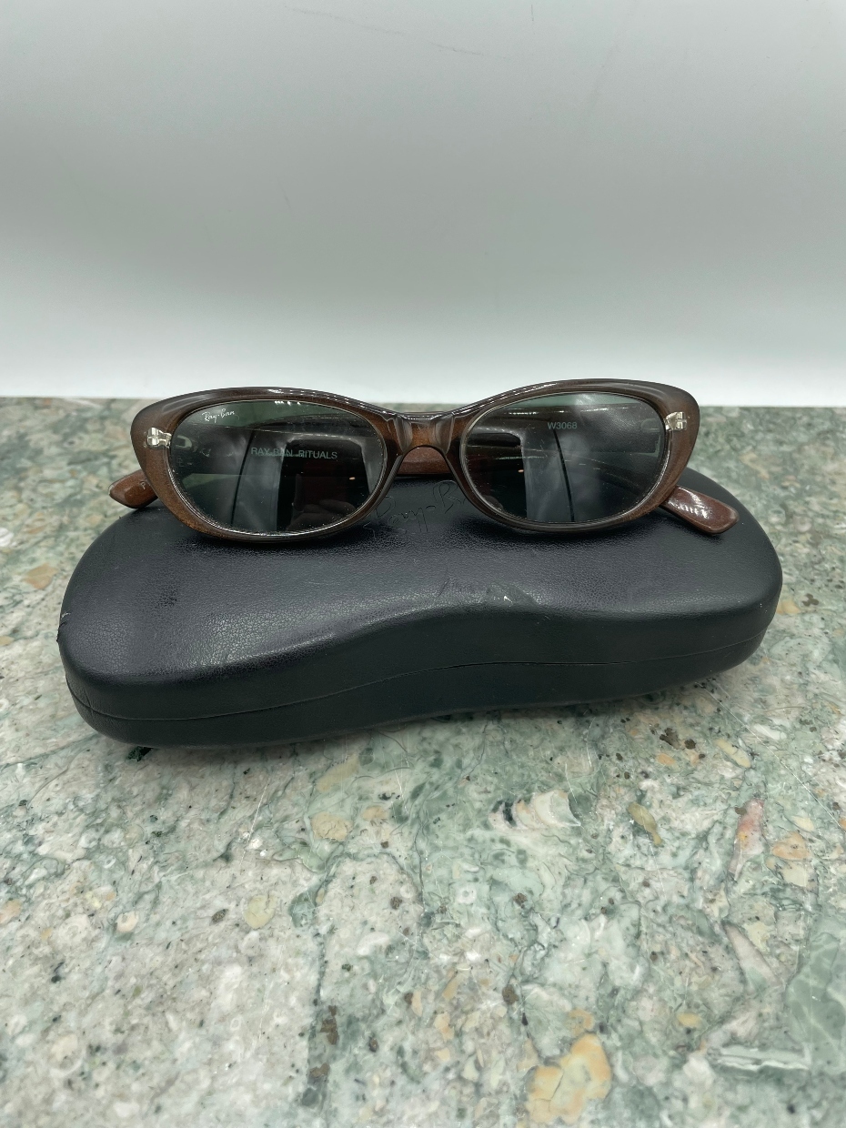 Vintage  Brown Translucent Ray-Ban Sunglasses in Case w Cloth – Wake  Robbin | Consign or Sell | Robin